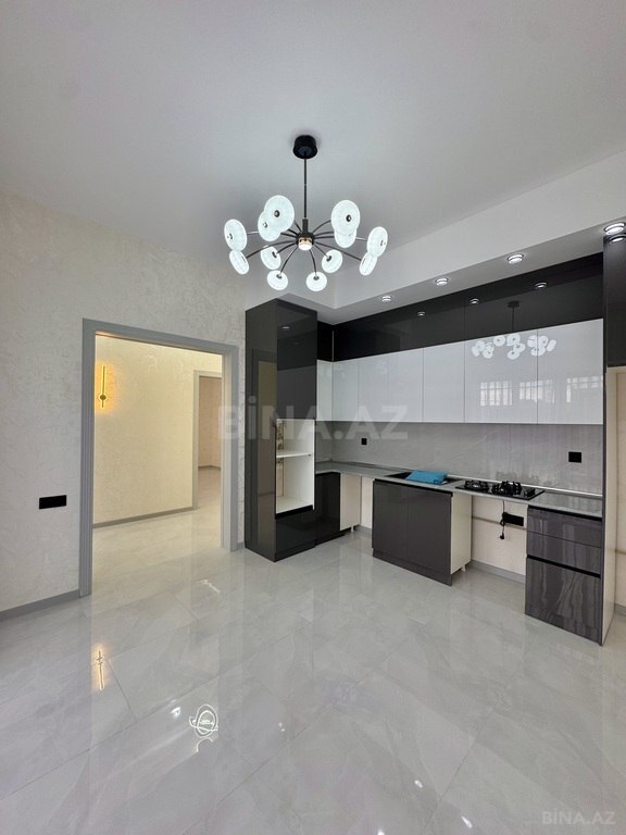 4 otaqlı həyət evi/bağ evi - Şüvəlan q. - 160 m² (12)