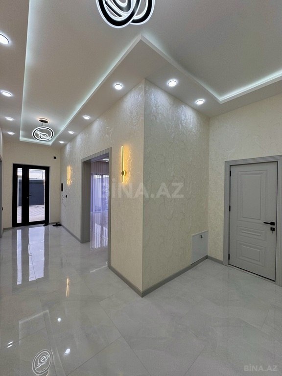 4 otaqlı həyət evi/bağ evi - Şüvəlan q. - 160 m² (21)
