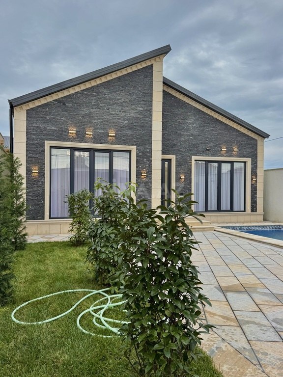 4 otaqlı həyət evi/bağ evi - Şüvəlan q. - 160 m² (2)