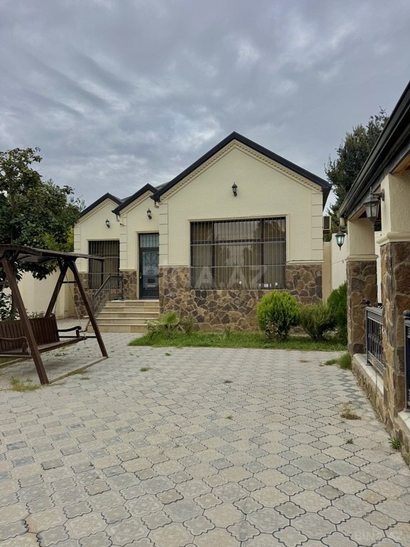 3 otaqlı həyət evi/bağ evi - Şüvəlan q. - 120 m² (1)