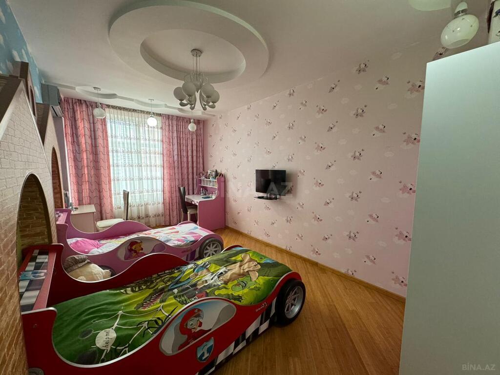 4-комн. новостройка - м. 8 ноября - 188 м² (24)