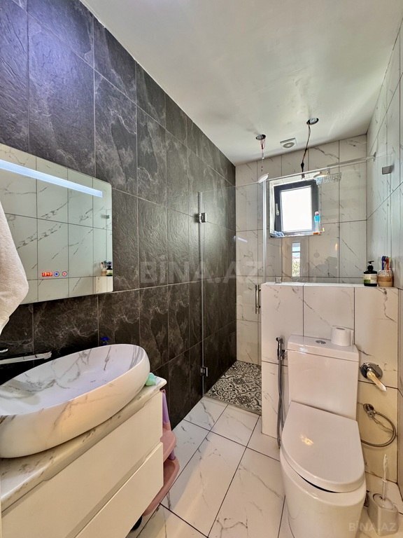 4 otaqlı həyət evi/bağ evi - Şüvəlan q. - 180 m² (15)