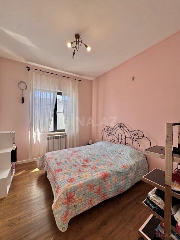 4 otaqlı həyət evi/bağ evi - Şüvəlan q. - 180 m² (13)