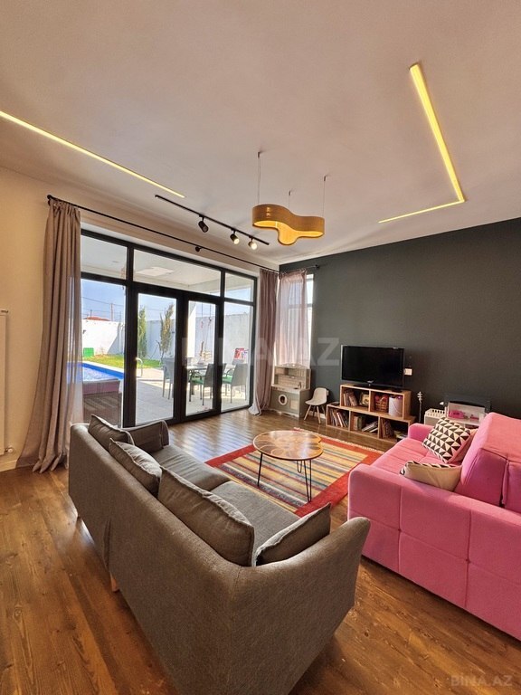 4 otaqlı həyət evi/bağ evi - Şüvəlan q. - 180 m² (18)