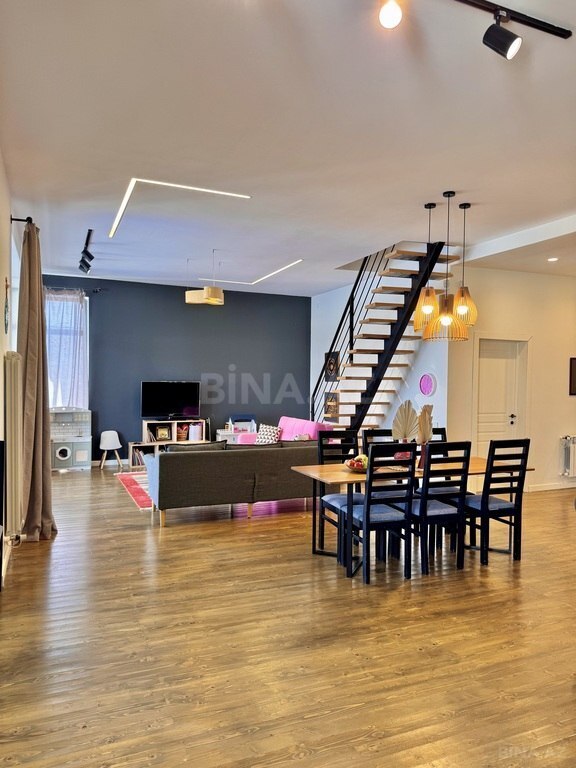 4 otaqlı həyət evi/bağ evi - Şüvəlan q. - 180 m² (17)