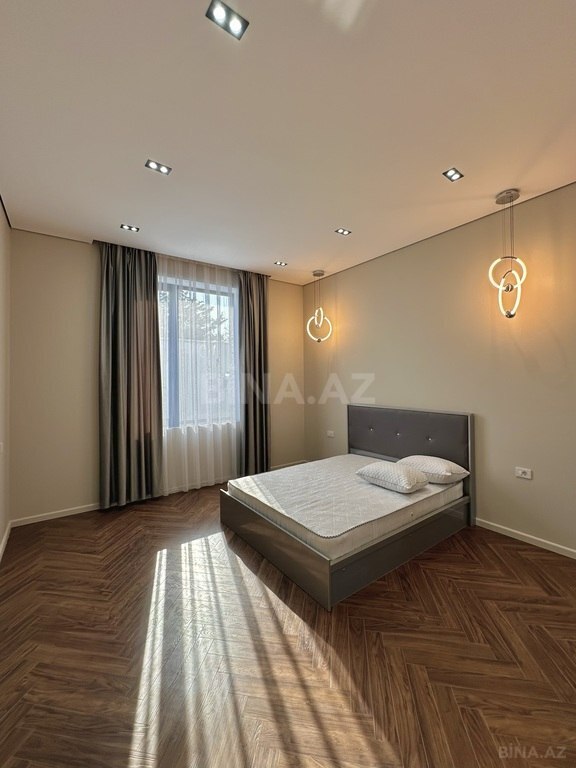 4 otaqlı həyət evi/bağ evi - Şüvəlan q. - 230 m² (24)
