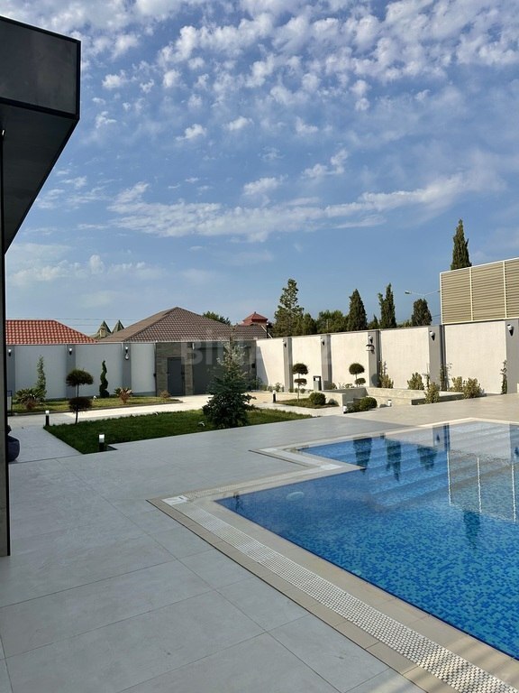 4 otaqlı həyət evi/bağ evi - Şüvəlan q. - 230 m² (5)