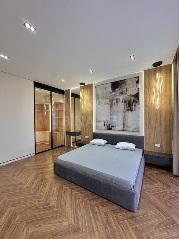 4 otaqlı həyət evi/bağ evi - Şüvəlan q. - 230 m² (27)