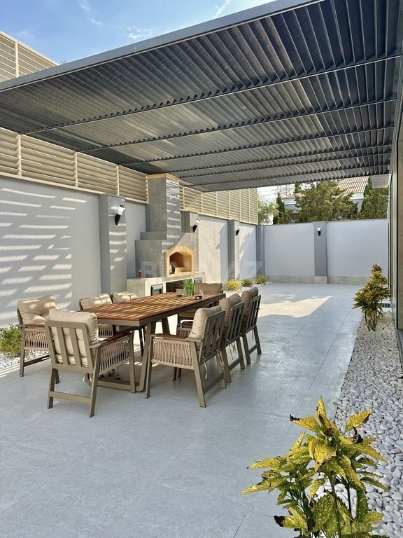 4 otaqlı həyət evi/bağ evi - Şüvəlan q. - 230 m² (8)