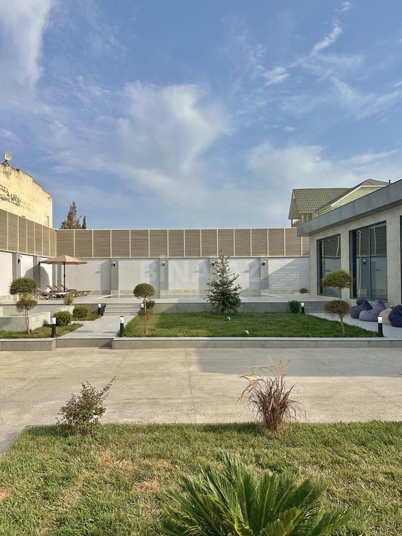 4 otaqlı həyət evi/bağ evi - Şüvəlan q. - 230 m² (10)