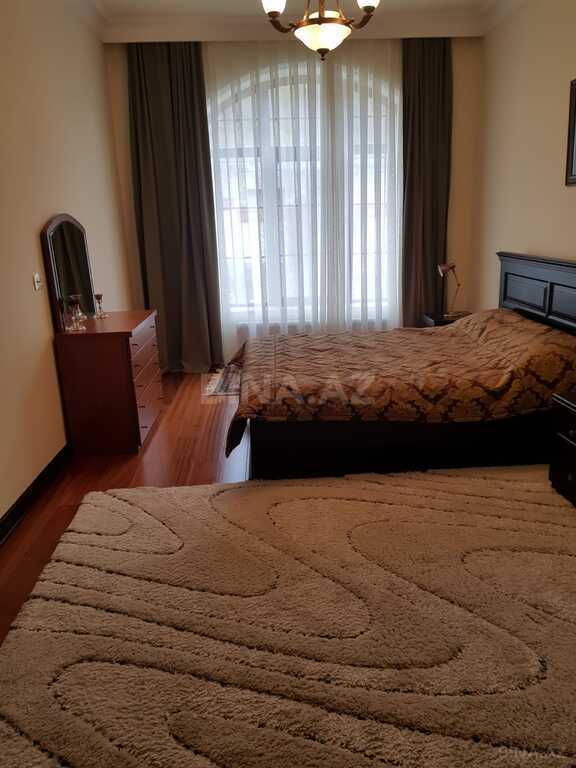 5 otaqlı həyət evi/bağ evi - Qəbələ - 460 m² (23)