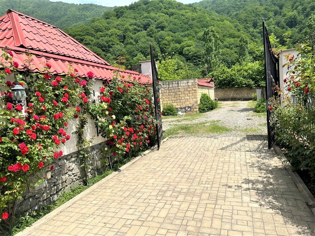 5 otaqlı həyət evi/bağ evi - Qəbələ - 460 m² (5)