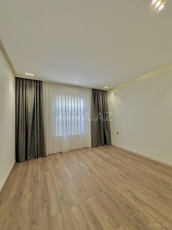 4-комн. дом/дача - пос. Шувеляны - 180 м² (18)