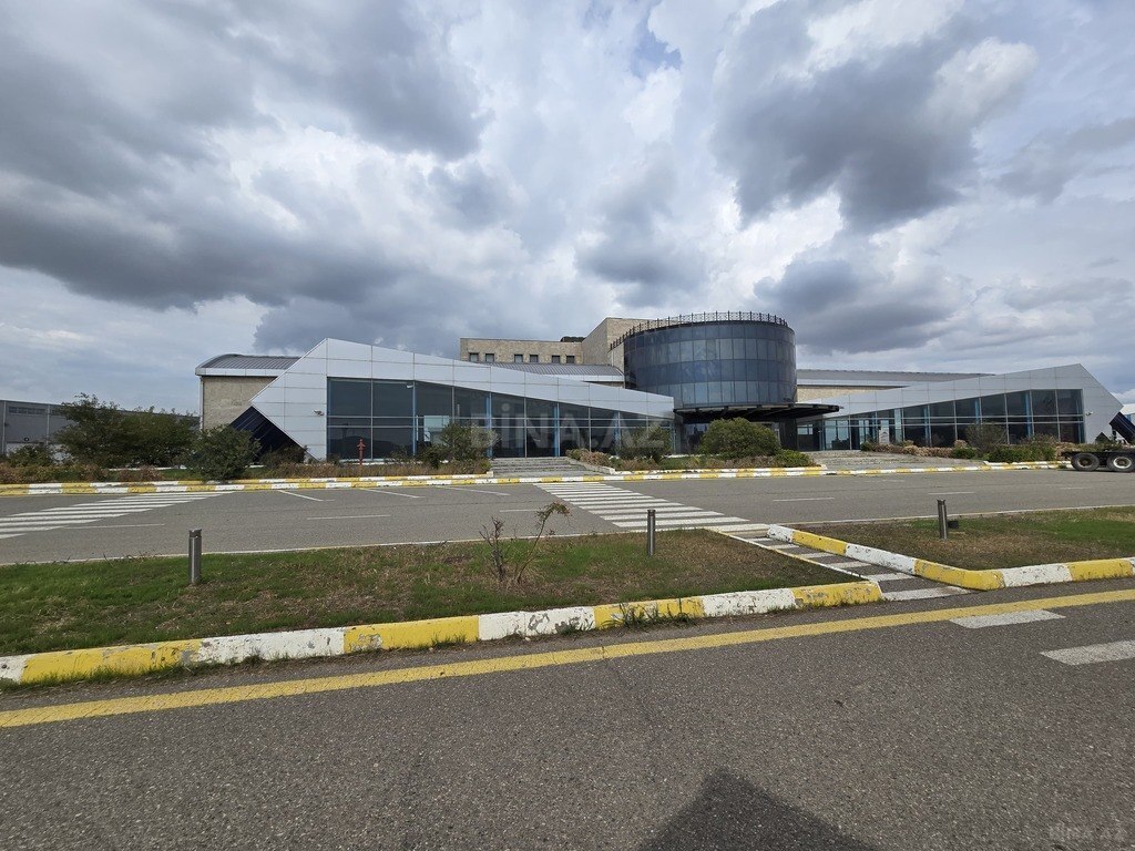Obyekt - Hökməli q. - 3250 m² (3)
