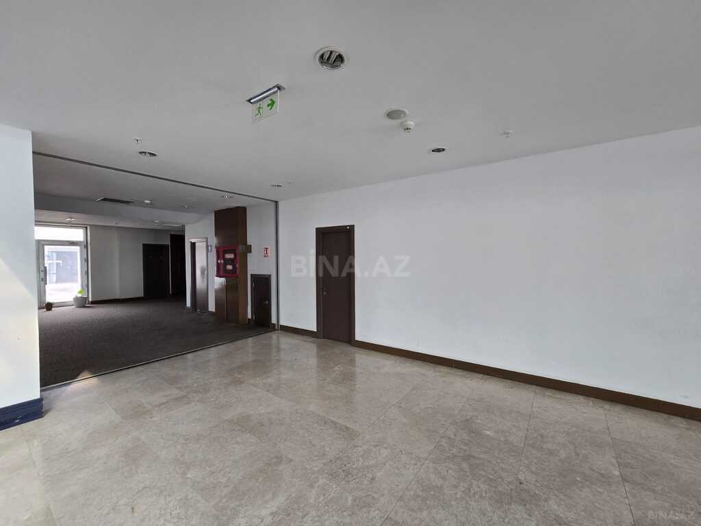 Obyekt - Hökməli q. - 3250 m² (13)