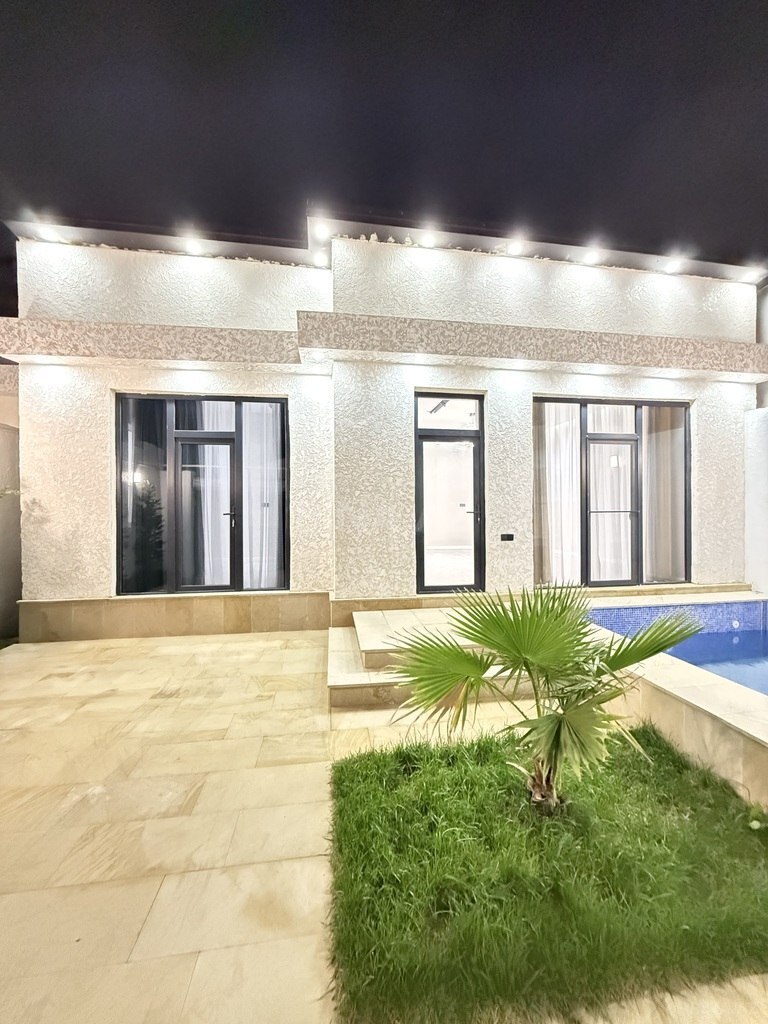 4 otaqlı həyət evi/bağ evi - Şağan q. - 130 m² (1)