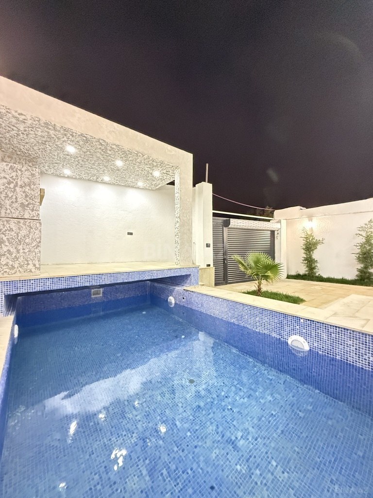 4 otaqlı həyət evi/bağ evi - Şağan q. - 130 m² (6)