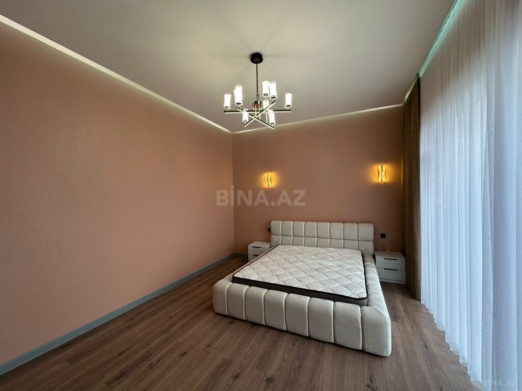 4 otaqlı həyət evi/bağ evi - Şüvəlan q. - 200 m² (18)