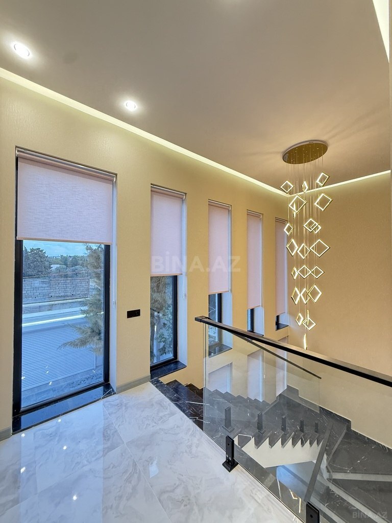 4 otaqlı həyət evi/bağ evi - Şüvəlan q. - 200 m² (23)