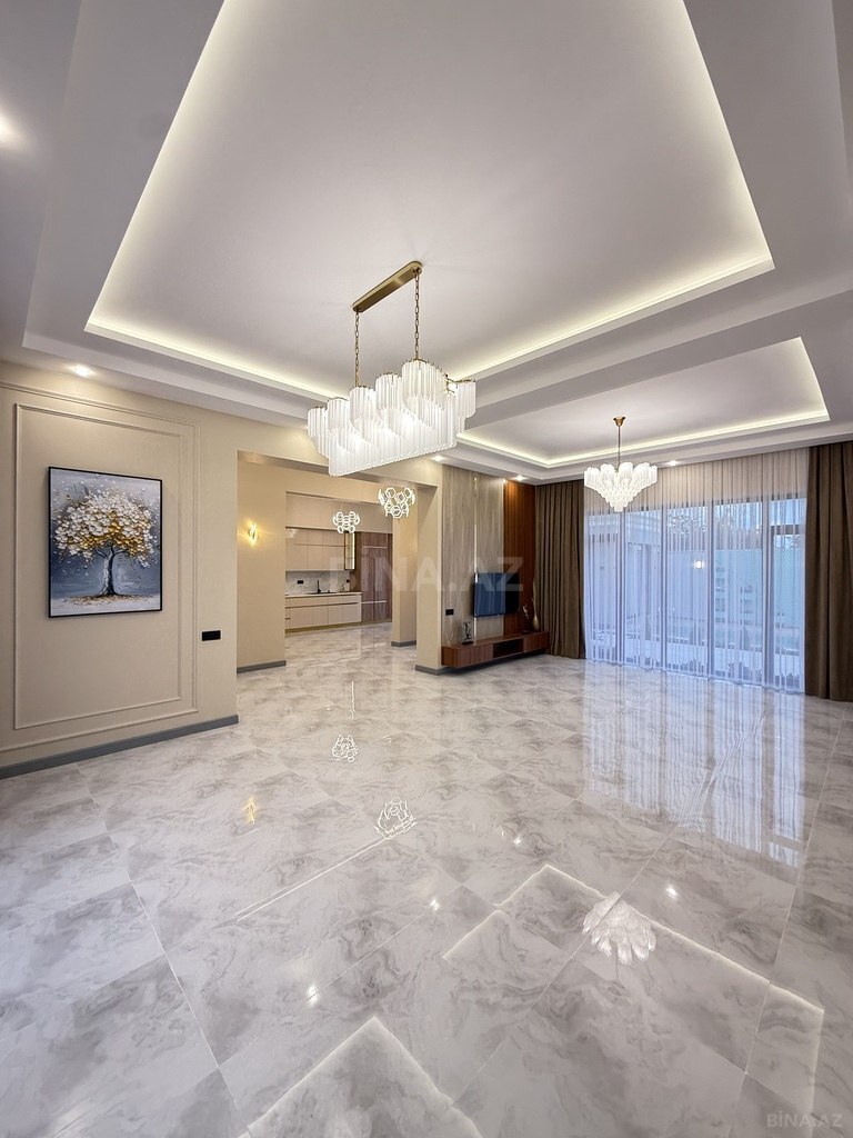 4 otaqlı həyət evi/bağ evi - Şüvəlan q. - 200 m² (17)