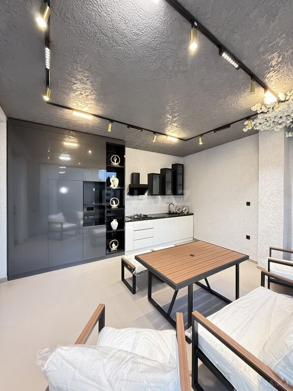 4 otaqlı həyət evi/bağ evi - Şüvəlan q. - 200 m² (8)