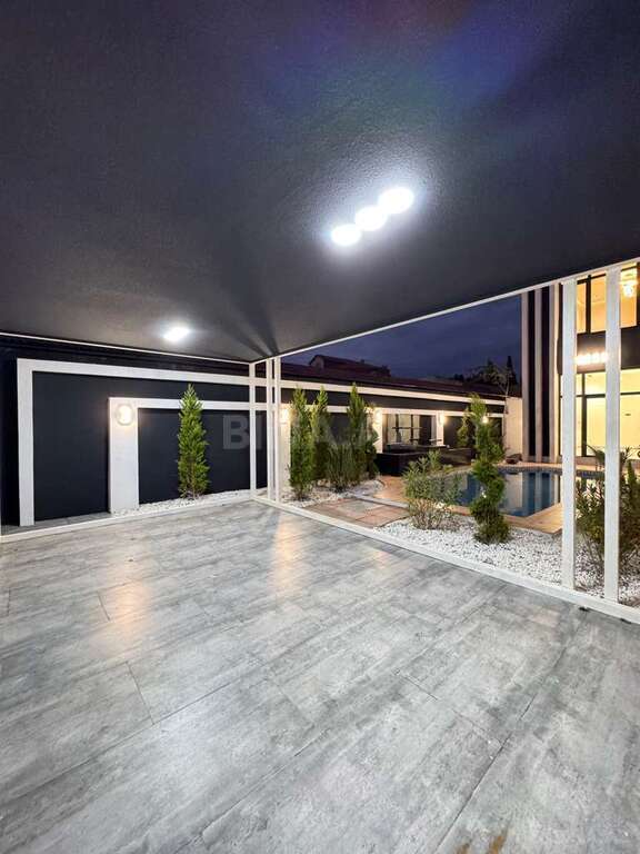 5 otaqlı həyət evi/bağ evi - Şüvəlan q. - 200 m² (11)