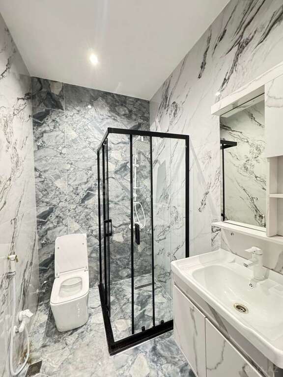 5 otaqlı həyət evi/bağ evi - Şüvəlan q. - 200 m² (25)