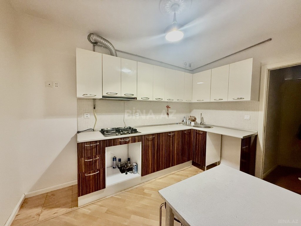 3 otaqlı köhnə tikili - Qara Qarayev m. - 70 m² (4)