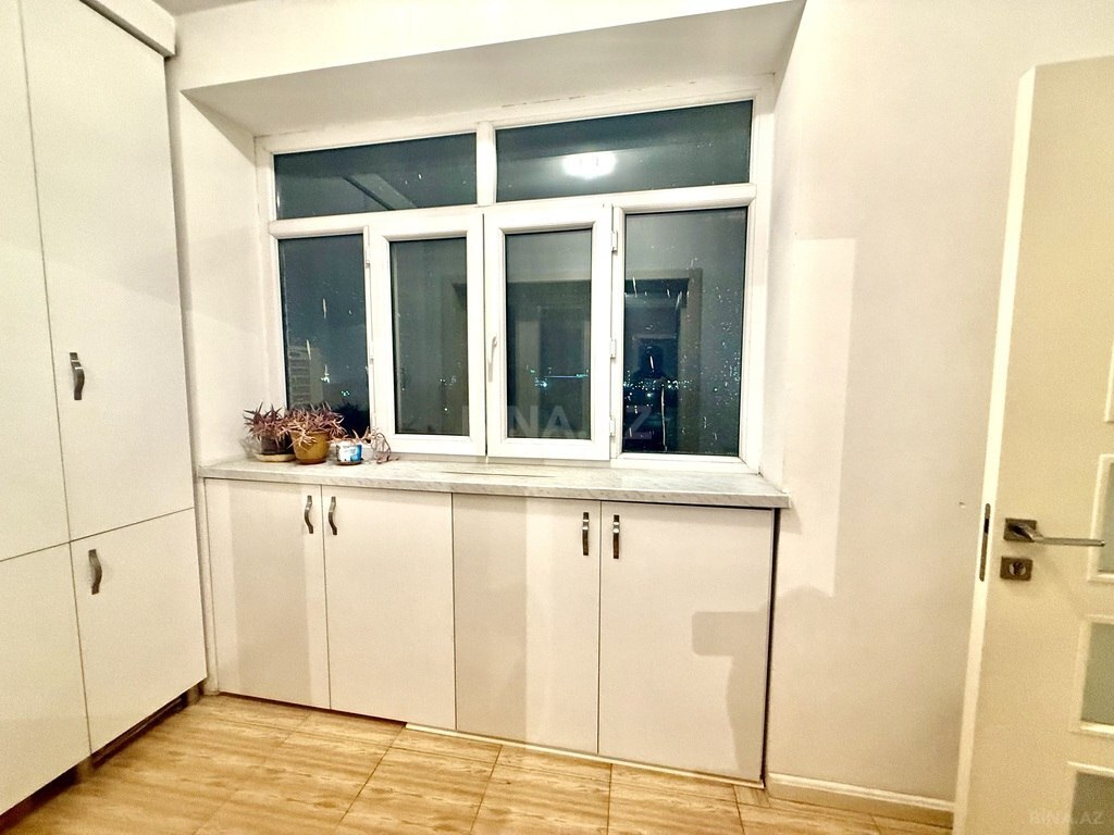 3 otaqlı köhnə tikili - Qara Qarayev m. - 70 m² (10)