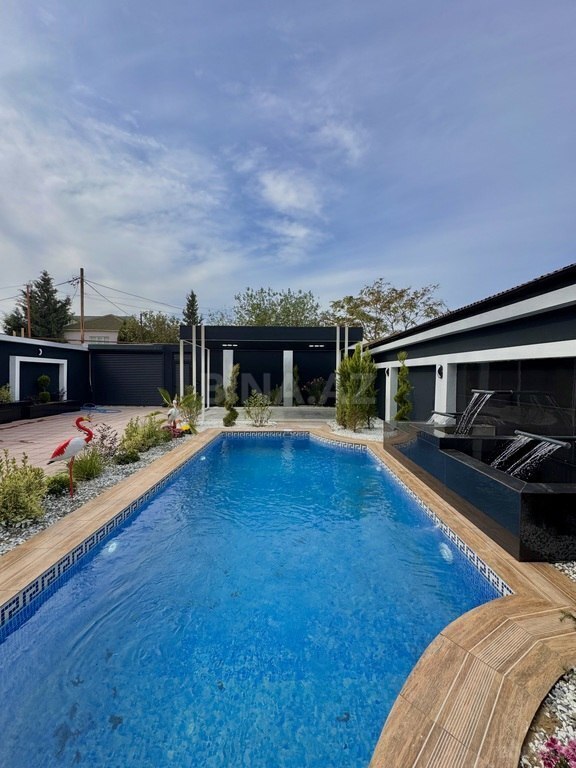 5 otaqlı həyət evi/bağ evi - Şüvəlan q. - 200 m² (5)