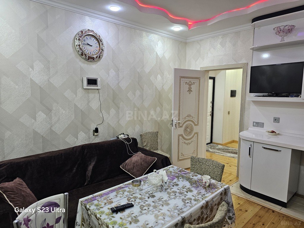 5 otaqlı həyət evi/bağ evi - Sulutəpə q. - 240 m² (3)