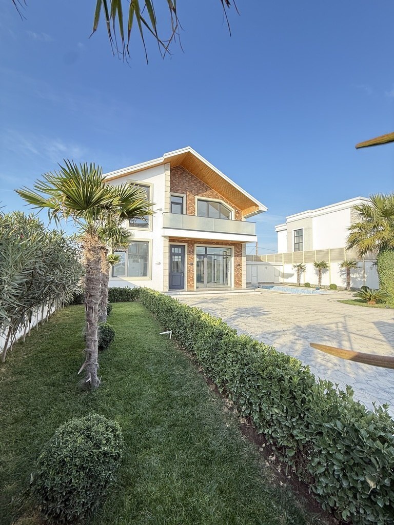 5 otaqlı həyət evi/bağ evi - Şüvəlan q. - 210 m² (2)