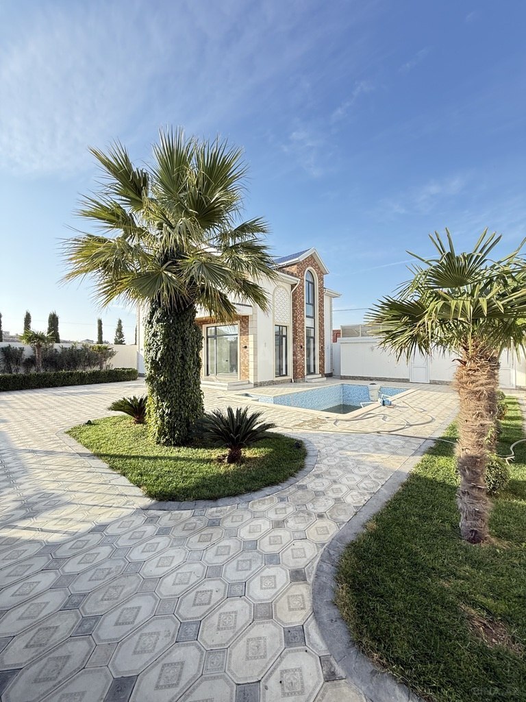 5 otaqlı həyət evi/bağ evi - Şüvəlan q. - 210 m² (1)