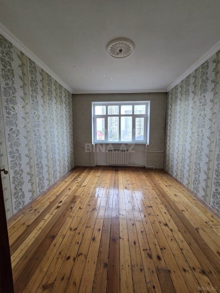 3 otaqlı köhnə tikili - 7-ci mikrorayon q. - 57 m² (4)