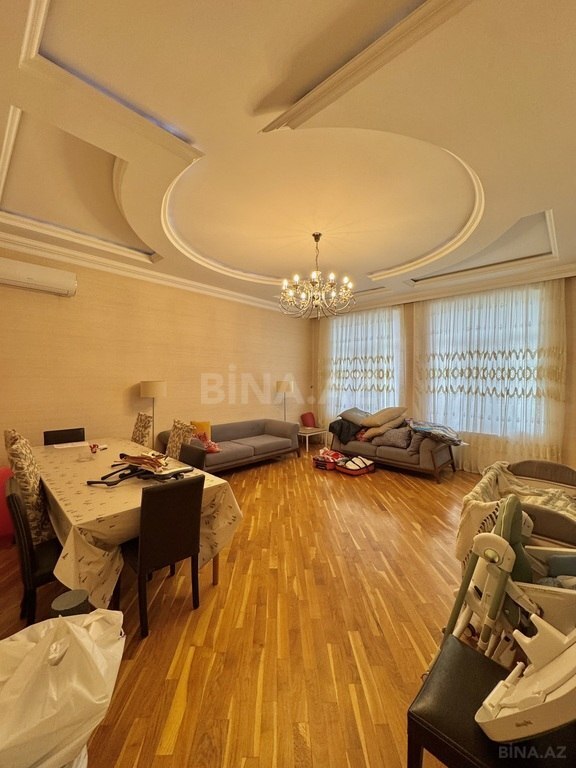 5 otaqlı həyət evi/bağ evi - Şüvəlan q. - 300 m² (11)