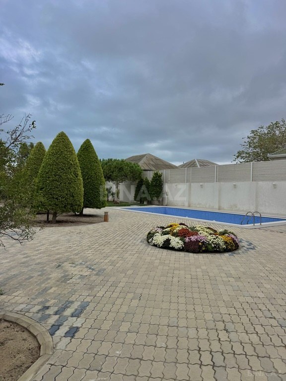 5 otaqlı həyət evi/bağ evi - Şüvəlan q. - 300 m² (3)