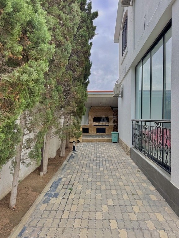 5 otaqlı həyət evi/bağ evi - Şüvəlan q. - 300 m² (6)