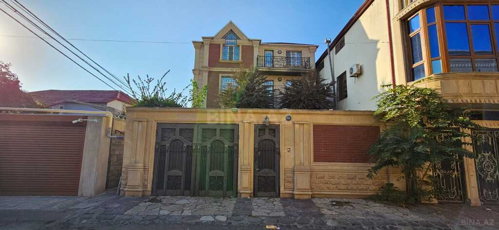 6-комн. дом/дача - Сураханский  р. - 330 м² (1)