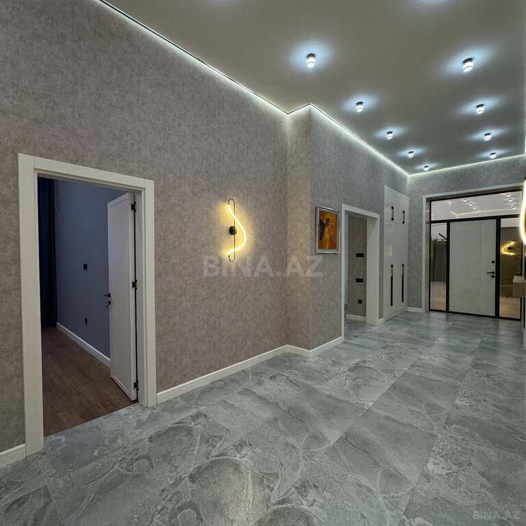 4 otaqlı həyət evi/bağ evi - Şüvəlan q. - 220 m² (19)
