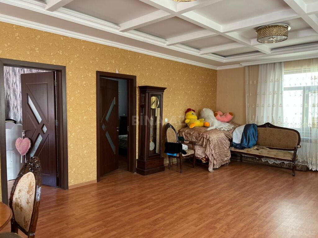 6 otaqlı həyət evi/bağ evi - Zığ q. - 300 m² (23)