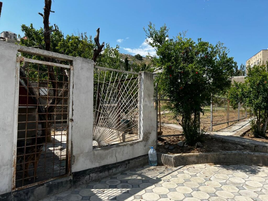 6 otaqlı həyət evi/bağ evi - Zığ q. - 300 m² (7)