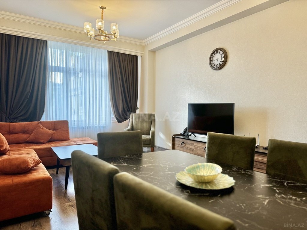 4 otaqlı yeni tikili - Ağ şəhər q. - 160 m² (1)
