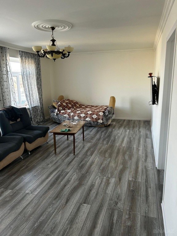 4 otaqlı həyət evi/bağ evi - Xocəsən m. - 160 m² (18)