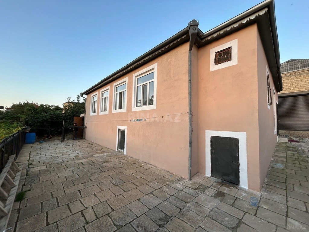 4 otaqlı həyət evi/bağ evi - Xocəsən m. - 160 m² (1)