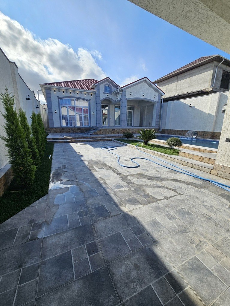 4 otaqlı həyət evi/bağ evi - Mərdəkan q. - 170 m² (1)