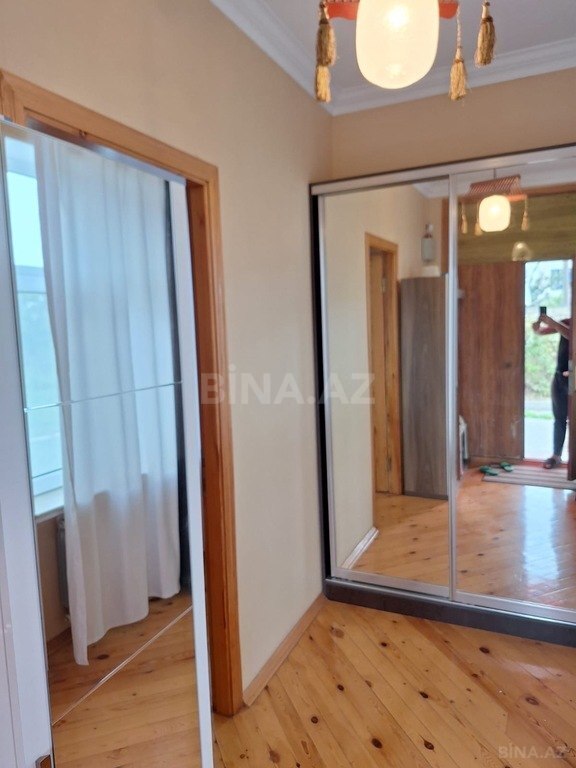 5 otaqlı həyət evi/bağ evi - Novxanı q. - 290 m² (15)