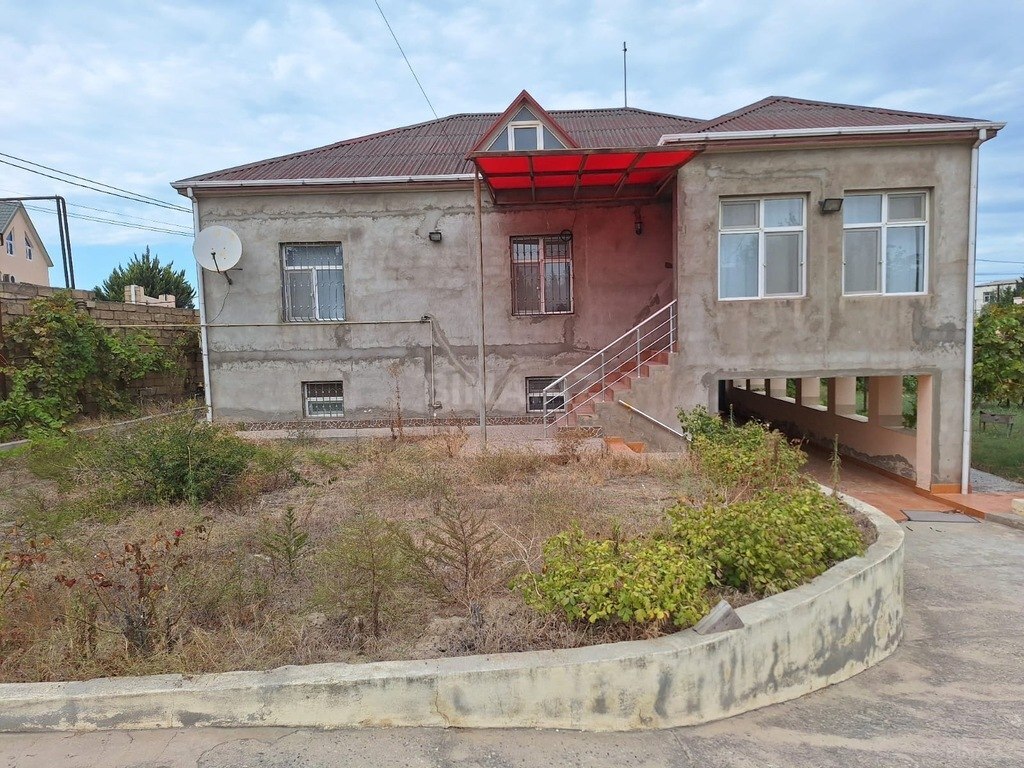 5 otaqlı həyət evi/bağ evi - Novxanı q. - 290 m² (2)