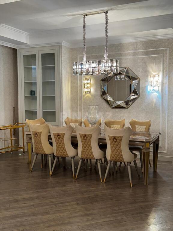 6 otaqlı həyət evi/bağ evi - Şağan q. - 200 m² (1)