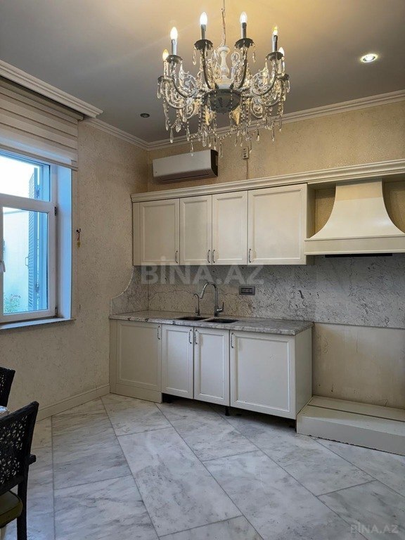 6 otaqlı həyət evi/bağ evi - Şağan q. - 200 m² (21)