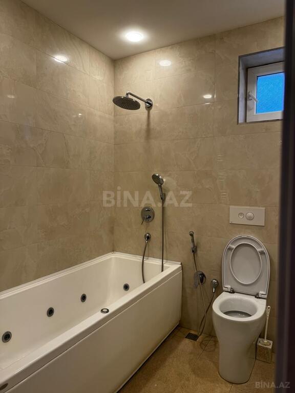 6 otaqlı həyət evi/bağ evi - Şağan q. - 200 m² (30)
